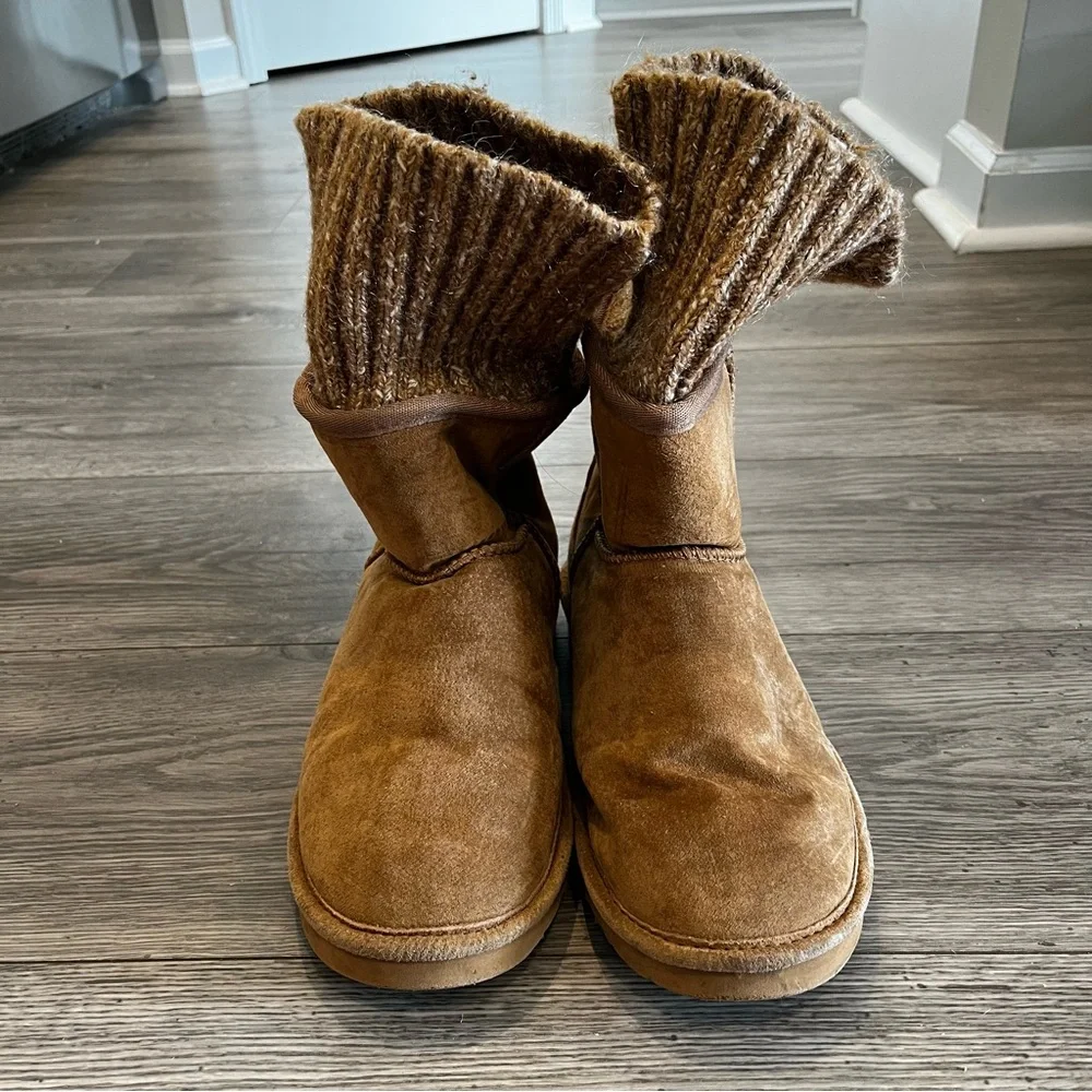 Lamo Women’s Faux Fur Suede Boot Size 8 Chestnut Tan Carmel Fold Over Sock